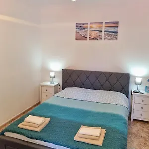 Newly Decorated Close To , La Linea de la Concepcion Spain